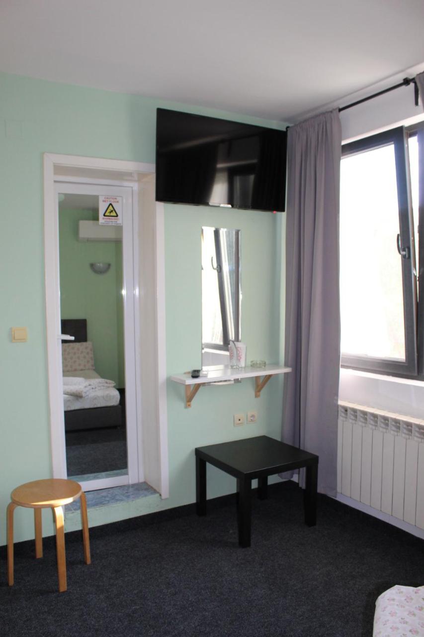 Hotel Color Asenovgrad Ngoại thất bức ảnh
