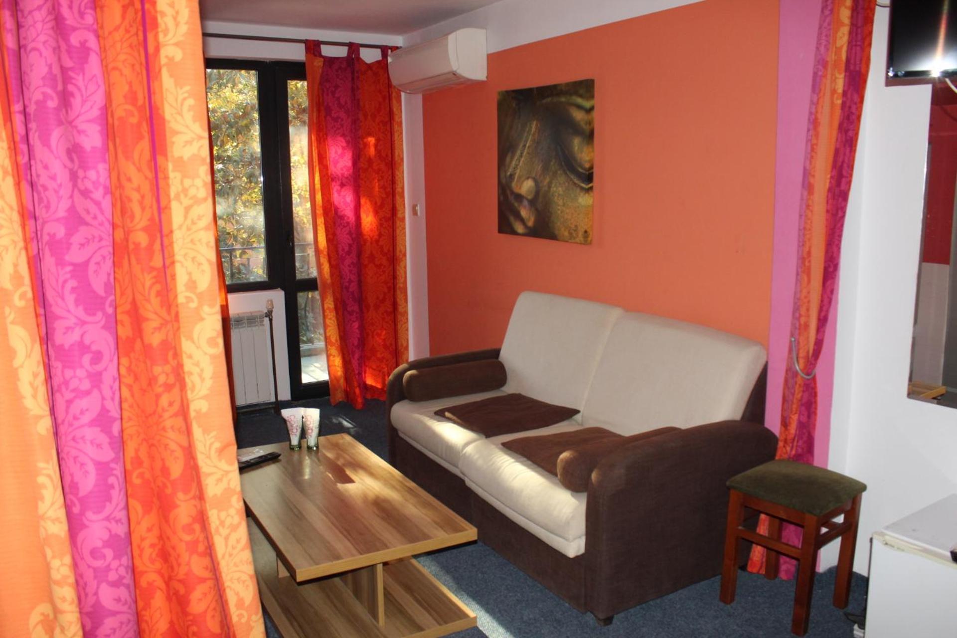 Hotel Color Asenovgrad Ngoại thất bức ảnh