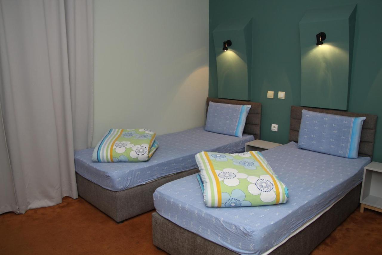Hotel Color Asenovgrad Ngoại thất bức ảnh